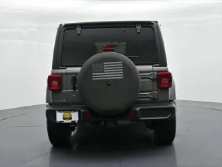 Jeep Wrangler Unlimited 2018 4x4 Sport 4 puertas SUV (lanzamiento a mitad de año)