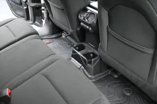 Jeep Wrangler Unlimited 2018 4x4 Sport 4 puertas SUV (lanzamiento a mitad de año)