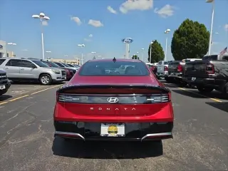 Hyundai SONATA 2024 tracción en las cuatro ruedas SEL sedán de 4 puertas