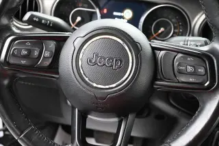 Jeep Wrangler Unlimited 2018 4x4 Sport 4p SUV (lanzamiento de mitad de año)