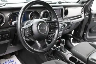 Jeep Wrangler Unlimited 2018 4x4 Sport 4p SUV (lanzamiento de mitad de año)