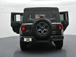 Jeep Wrangler Unlimited 2018 4x4 Sport 4p SUV (lanzamiento de mitad de año)