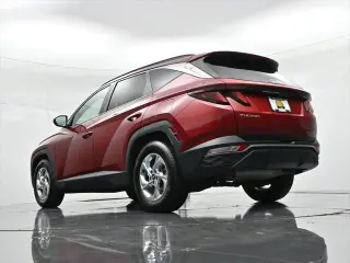 Hyundai TUCSON 2024 SEL SUV 4 puertas