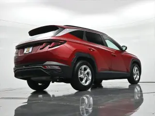 Hyundai TUCSON 2024 SEL SUV 4 puertas