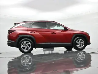 Hyundai TUCSON 2024 SEL SUV 4 puertas