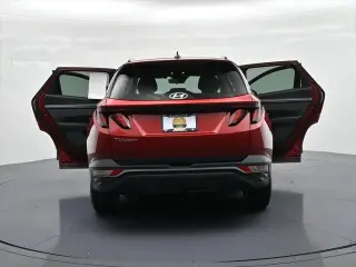 Hyundai TUCSON 2024 SEL SUV 4 puertas