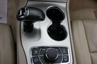 Jeep Grand Cherokee 2015 4x4 Overland 4 puertas SUV