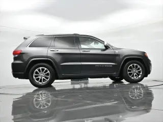Jeep Grand Cherokee 2015 4x4 Overland 4 puertas SUV