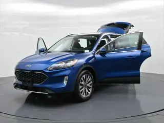 Ford Escape 2022 AWD Titanium SUV de 4 puertas