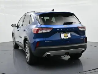 Ford Escape 2022 AWD Titanium SUV de 4 puertas