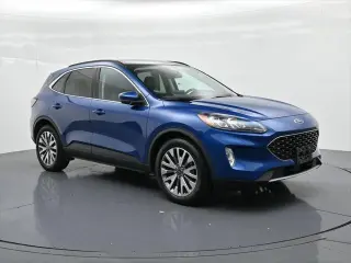 Ford Escape 2022 AWD Titanium SUV de 4 puertas