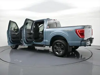 Ford F-150 2023 4x4 XLT 4 puertas SuperCrew 6.5 ft caja corta