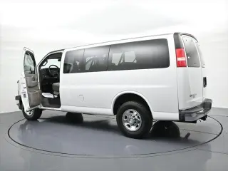 Chevrolet Express 2018 LT 3500 3 puertas Furgoneta de pasajeros