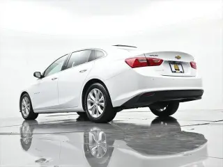 Chevrolet Malibu 2024 LT 4p Sedan con 1LT