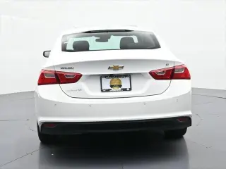 Chevrolet Malibu 2024 LT 4p Sedan con 1LT