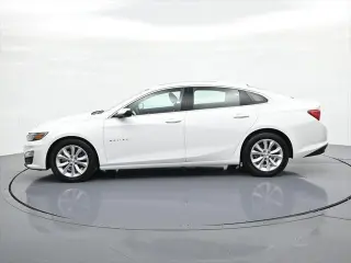 Chevrolet Malibu 2024 LT 4p Sedan con 1LT