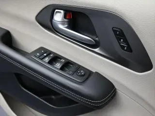 Chrysler Pacifica 2024 Touring L Minivan 4p