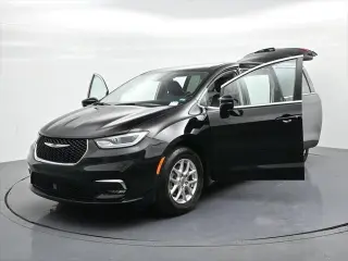 Chrysler Pacifica 2024 Touring L Minivan 4p