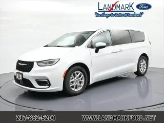 Chrysler Pacifica 2023 Touring L Minivan 4p