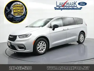 Chrysler Pacifica 2024 Touring L Minivan 4p.