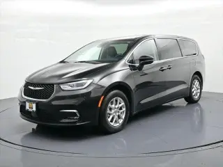 Chrysler Pacifica 2023 Touring L 4 puertas minivan