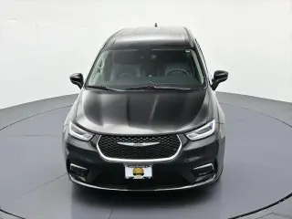 Chrysler Pacifica 2023 Touring L 4 puertas minivan