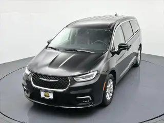 Chrysler Pacifica 2023 Touring L 4 puertas minivan