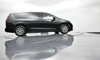 Chrysler Pacifica 2023 Touring L 4 puertas minivan