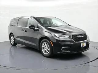 Chrysler Pacifica 2023 Touring L 4 puertas minivan