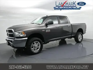 Ram 2500 2018 4x4 SLT 6 plazas Cabina Completa Estribos Laterales 6.3 pies