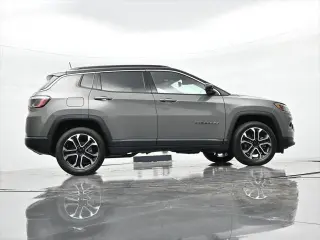Jeep Compass 2023 4x4 Limited SUV de 4 puertas