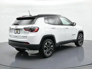 Jeep Compass 2023 4x4 Limited 4 puertas SUV