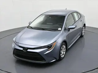 Toyota Corolla 2024 LE Sedán de 4 puertas