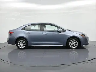 Toyota Corolla 2024 LE Sedán de 4 puertas