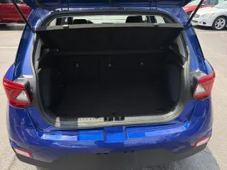 Hyundai VENUE 2025 SEL 4dr Crossover