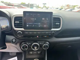 Hyundai VENUE 2025 SEL 4dr Crossover
