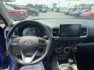 Hyundai VENUE 2025 SEL 4dr Crossover