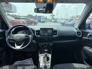 Hyundai VENUE 2025 SEL 4dr Crossover