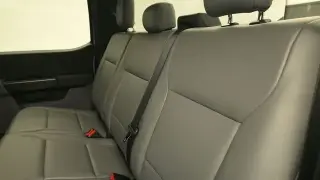 Ford F-150 2025 4x4 XL 4dr SuperCrew 5.5 ft. SB