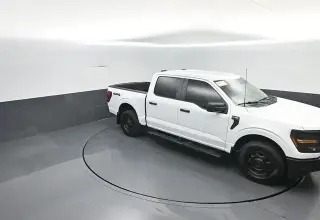 Ford F-150 2025 4x4 XL 4dr SuperCrew 5.5 ft. SB