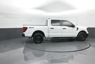 Ford F-150 2025 4x4 XL 4dr SuperCrew 5.5 ft. SB