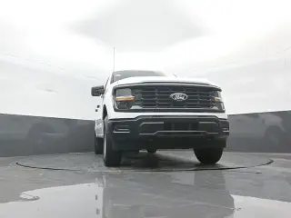 Ford F-150 2025 4x4 XL 4dr SuperCrew 5.5 ft. SB