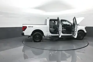 Ford F-150 2025 4x4 XL 4dr SuperCrew 5.5 ft. SB