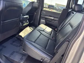 Ford F-150 2023 4x4 Lariat 4dr SuperCrew 5.5 ft. SB