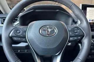 Toyota RAV4 2025 AWD XLE 4dr SUV