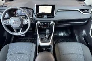 Toyota RAV4 2025 AWD XLE 4dr SUV