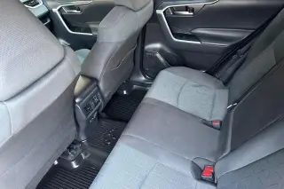 Toyota RAV4 2025 AWD XLE 4dr SUV