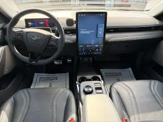 Ford Mustang Mach-E 2023 AWD Premium 4dr SUV