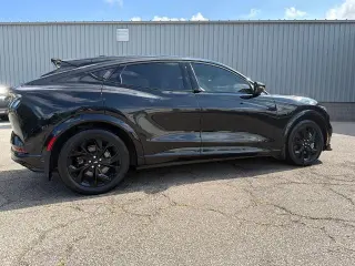 Ford Mustang Mach-E 2023 AWD Premium 4dr SUV
