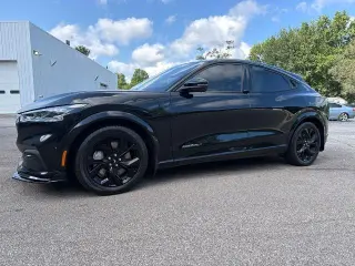 Ford Mustang Mach-E 2023 AWD Premium 4dr SUV